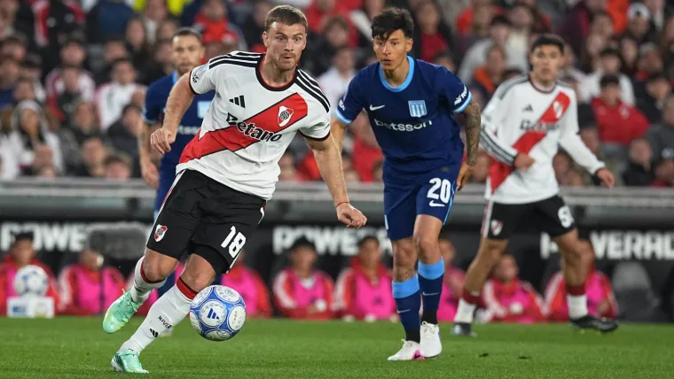 River vs. Racing Prensa River 102526.jpg