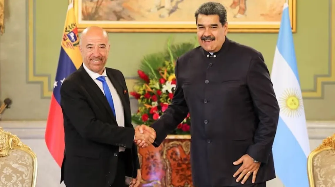 oscar-laborde-nicolas-madurojpg