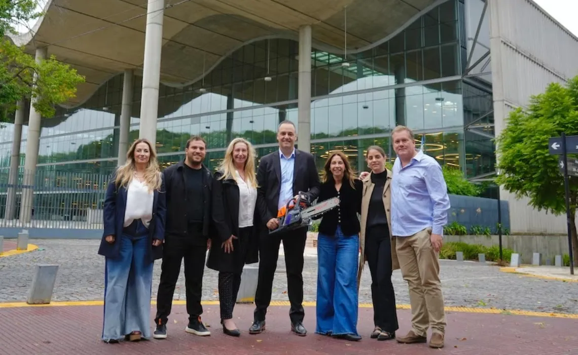 karina-milei-y-adornijpg